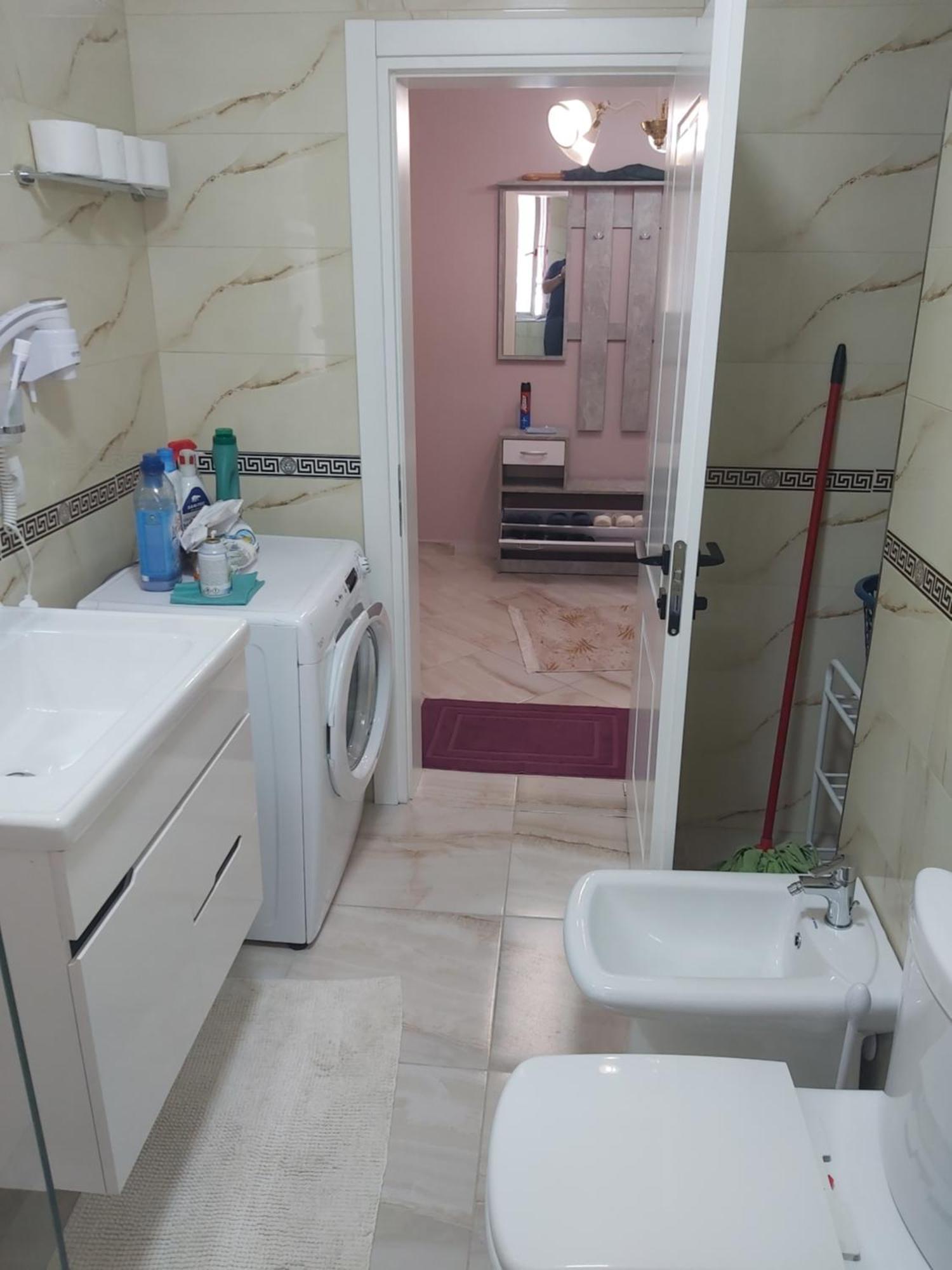 Gesapartment Tirana Eksteriør billede